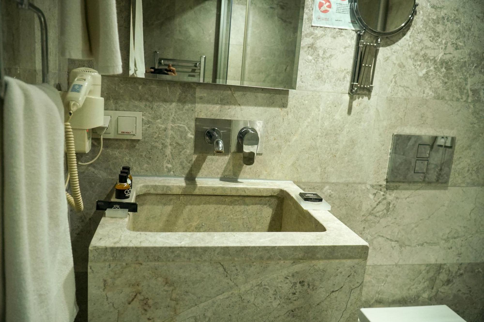 En Otel Karaca Eskişehir Ngoại thất bức ảnh