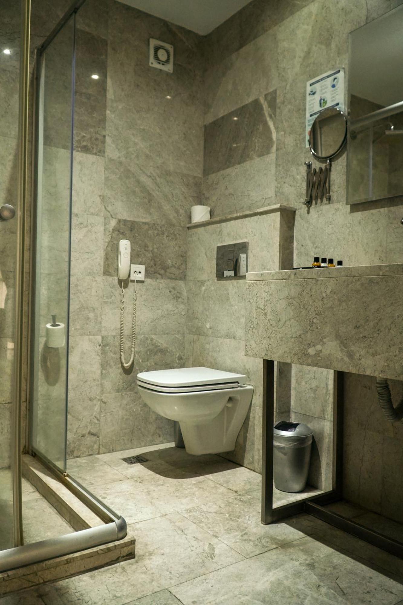 En Otel Karaca Eskişehir Ngoại thất bức ảnh